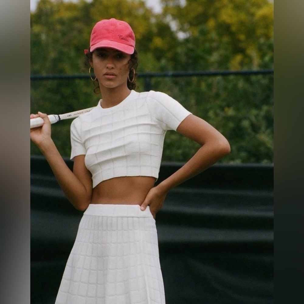 Solid & Stripe: White Tennis Set